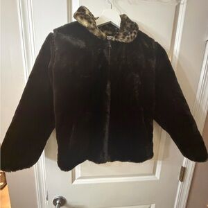 Kids Faux Fur Coat with Leopard Print Collar